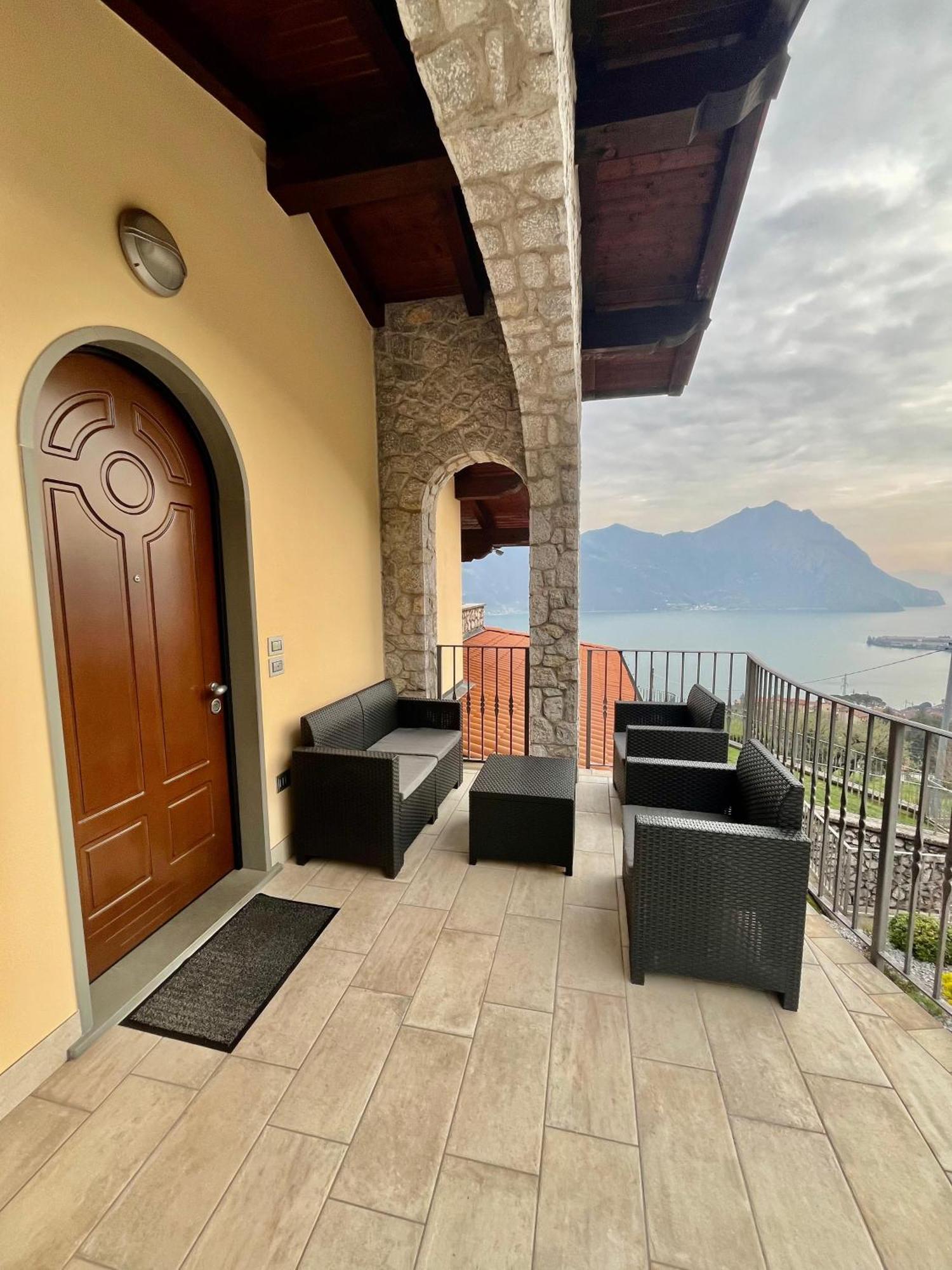 Il Bacio Del Sole Apartman Lovere Kültér fotó