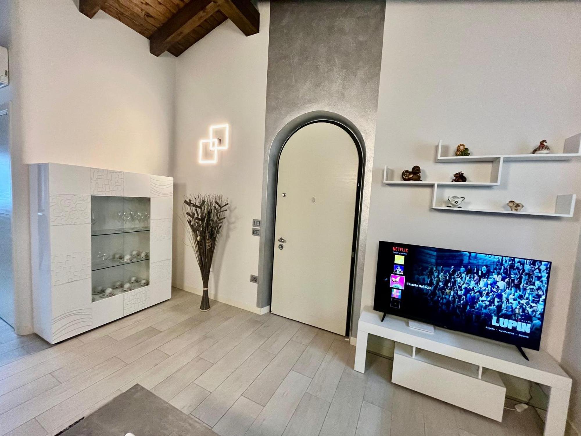 Il Bacio Del Sole Apartman Lovere Kültér fotó