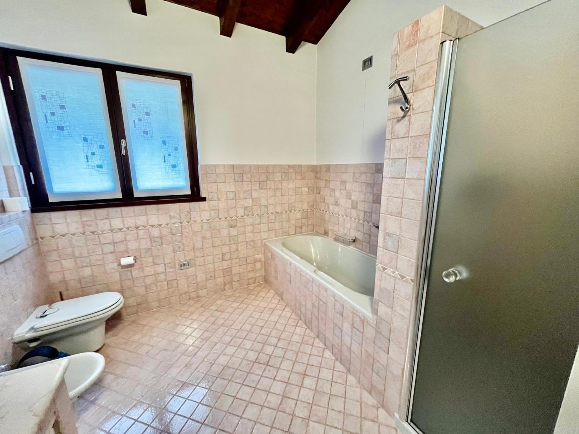 Il Bacio Del Sole Apartman Lovere Kültér fotó