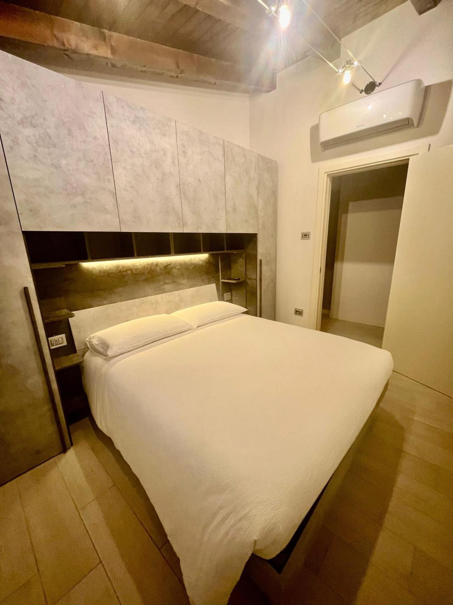 Il Bacio Del Sole Apartman Lovere Kültér fotó